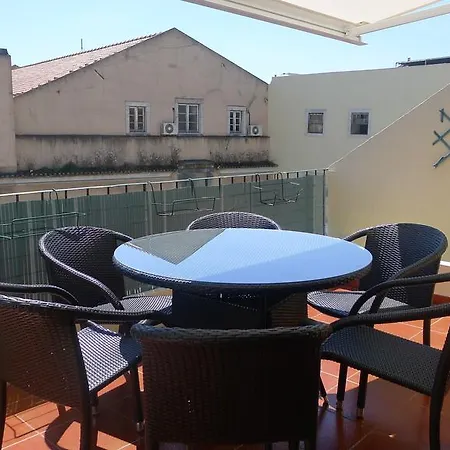 Apartment Terrace View In Chiado